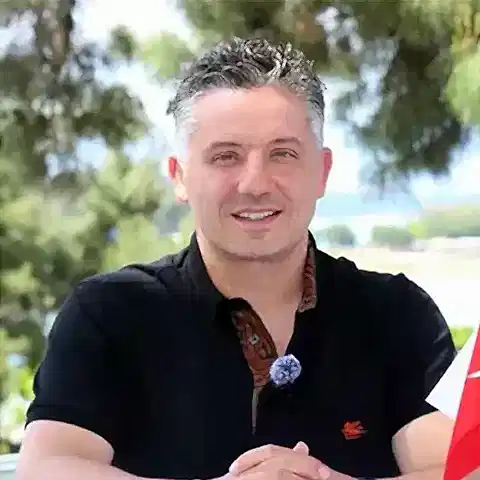 Türk Tenisinin Hizmetindeyiz